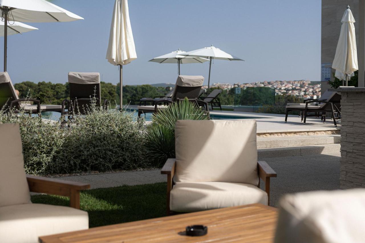 Aparthotel Joel Novalja Ngoại thất bức ảnh